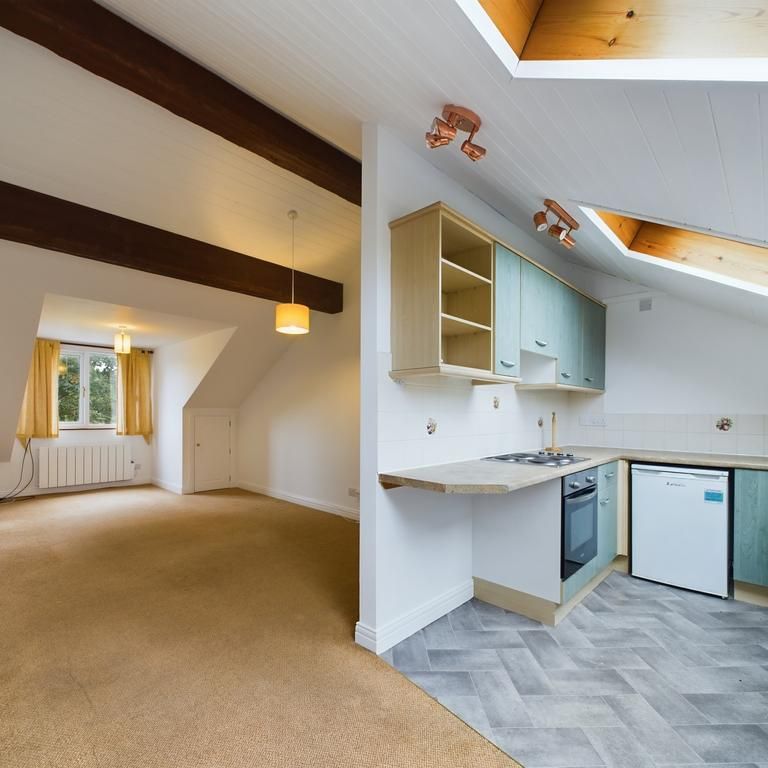 1 bedroom flat to rent - Photo 1