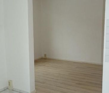 Schöne Zweiraumwohnung in der Südstadt - Foto 1