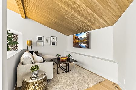 High Finish Bel Aire Property With Wine Wall, Theater, And Studio Space - Photo 5