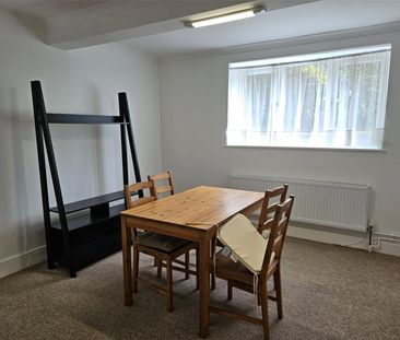 Milman Road, Reading, Berkshire, RG2 - Photo 3