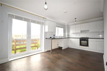 3 bedroom detached house to rent - Photo 4