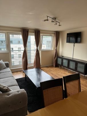 2 Bed Flat, Wallace Street, G5 - Photo 1