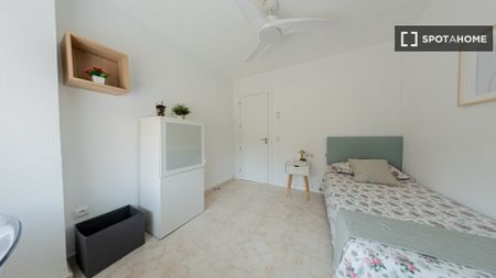 valencia, Valencian Community 46001 - Photo 4