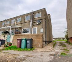 2 BEDROOM House - End Terrace - Photo 1