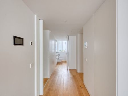 3 bedroom luxury Apartment for rent in Misericórdia, Portugal - Photo 3
