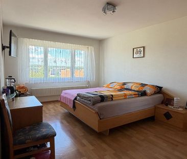 Schöne 4.5-Zimmerwohnung im 3. Stock - Photo 3