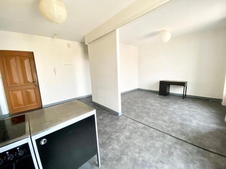 Location Appartement 2 pièces 53m² TOURS 37100 - Photo 5