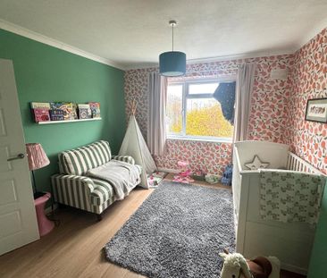 4 bedroom semi-detached house to rent - Photo 1