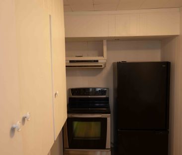 For Lease - 226 Shaughnessy(Lower) Boulevard, Toronto, Ontario - Photo 2