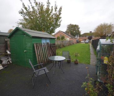 3 bedroom semi-detached house to rent - Photo 4