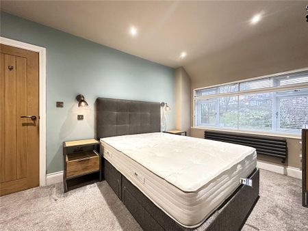 3 bedroom semi-detached house to rent - Photo 5