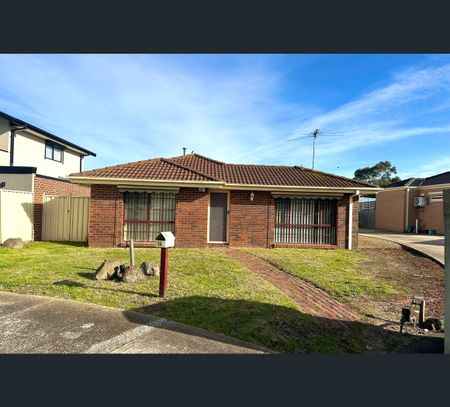 16 Wordsworth Place, Delahey, Vic 3037 - Photo 2