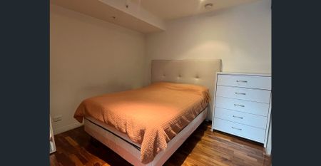 Modern Urban Apartment in the Heart of Melbourne - Photo 4