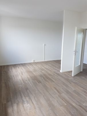 **Ernstbezug nach Renovierung** - 4Raumwohnung mit Wohnberechtigungsschein - Photo 1