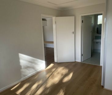 Single Bedroom Top Floor Unit - Photo 6