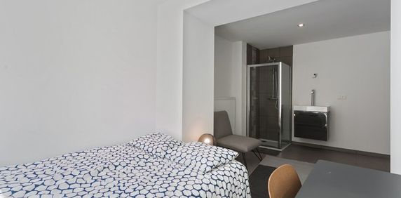 Room at Rue François Roffiaen 42 - Photo 2