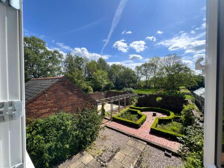 3 bedroom semi-detached house to rent - Photo 5