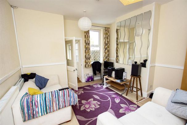 4 bedroom house to rent - Photo 1