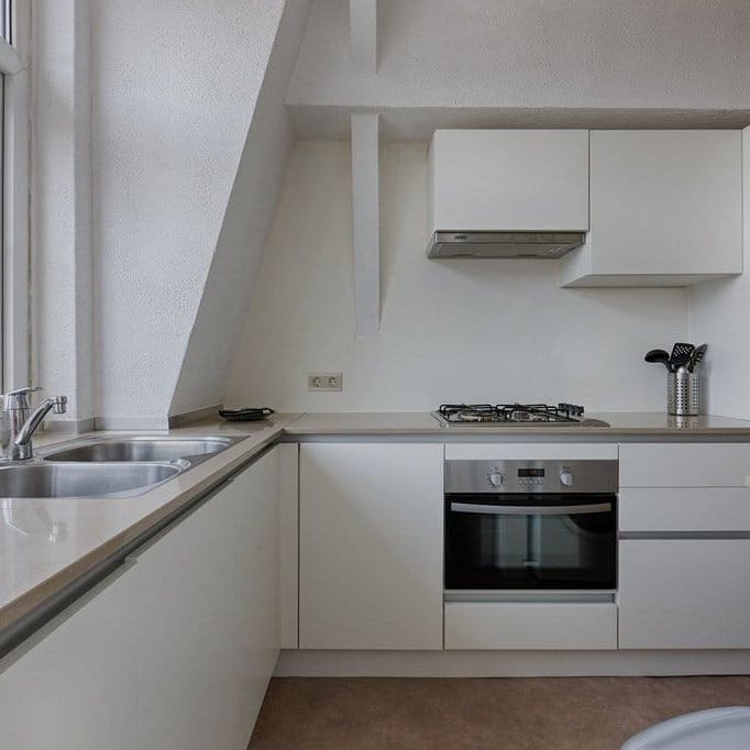 Appartement te huur: 1e Sweelinckstraat 76-C 2517 GG Den Haag - Photo 1