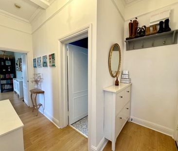 2 Bed Flat, Summerhill, SE23 - Photo 3