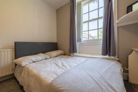 3 bedroom private hall to rent - Photo 4