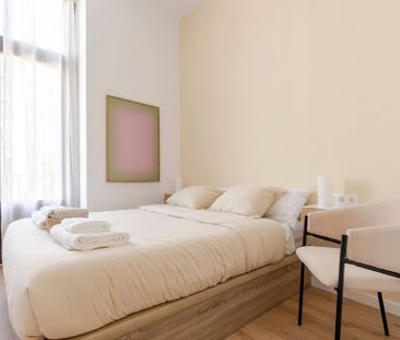 La Rambla, Barcelona, Catalonia 08002 - Photo 1