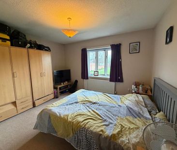 2 bedroom end of terrace house to rent - Photo 3