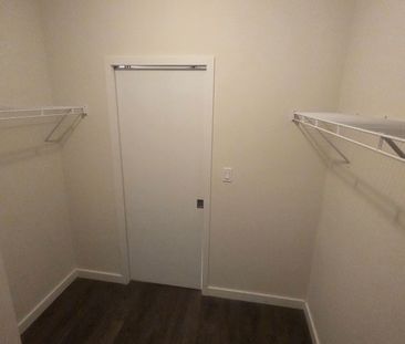 For Lease - 690 King Street Unit# 221, Kitchener, Ontario - Photo 1