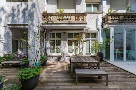 Beau Rez-De-Chaussée de caractère +/- 233 m² avec jardin - Photo 2