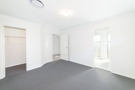 Family Home in the Heart of Chisholm - Photo 5