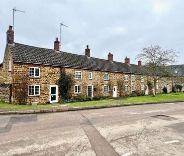 Long Row Cottages, Everdon, Northants, NN11 - Photo 3