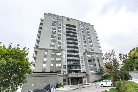 Two bedroom condo Cambridge - Photo 5