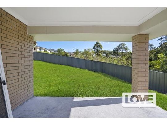 7 Sophie Close, Cameron Park, NSW, 2285 - Photo 1