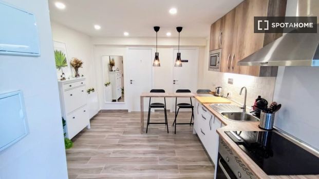 madrid, Community of Madrid 28041 - Photo 1