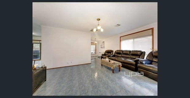 Not to be Missed! - Photo 1