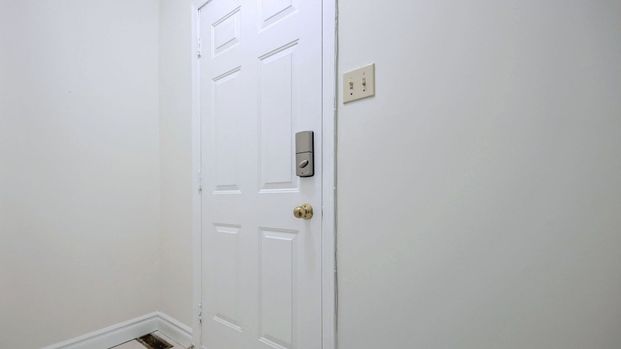 For Lease - 49 Havenview Road Unit# Lower, Toronto, Ontario - Photo 1