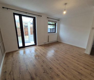 2 bedroom bungalow to rent - Photo 3