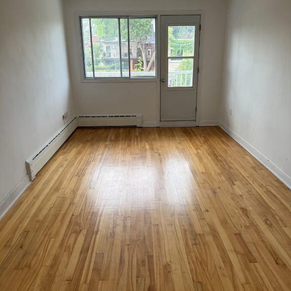 Grand 4 1/2 Marquette près belanger - Photo 1