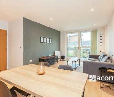 Dobson Walk, London, SE5 - Photo 1