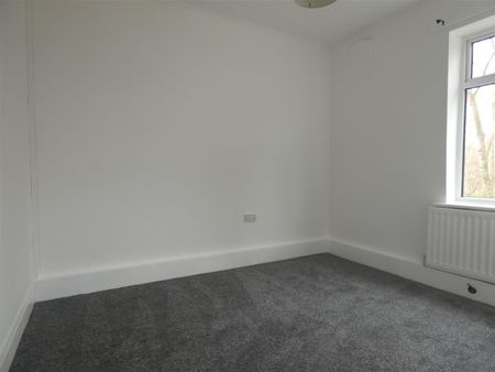 2 bed flat to rent in Kentmere Avenue, Walker Dene, NE6 - Photo 4