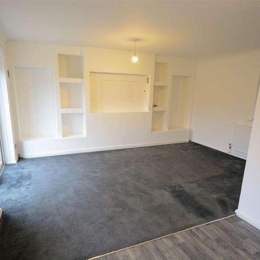 Bishop Court, Selby, YO8 - Photo 1