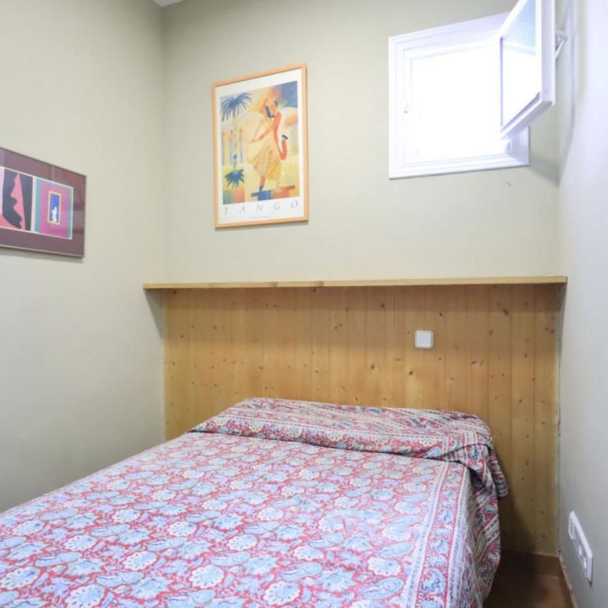 Apartamento de alquiler en Argüelles - Photo 1