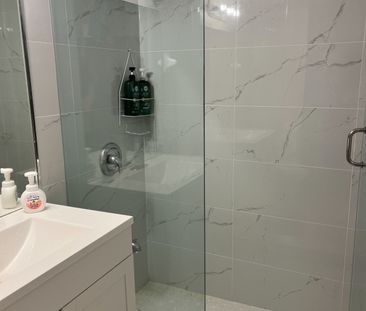 For Lease - 32 Manorheights Street, Richmond Hill, Ontario - Photo 1