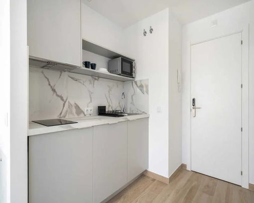 Calle de las Magnolias, Madrid, Community of Madrid 28029 - Photo 1