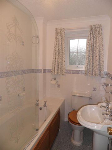 Castle Carey Gardens, Plymouth - Photo 5