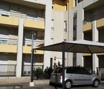 T2 AVEC BALCON + 2 PARKINGS - Photo 4