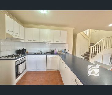 7/2-6 Jerilderie Drive, Berwick, Vic 3806 - Photo 2
