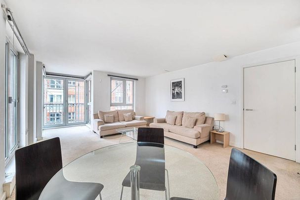 2 bedroom flat to rent - Photo 1