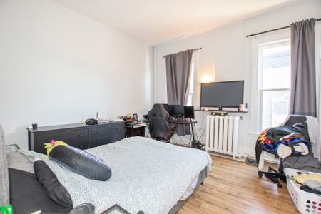 186 James St, St. Catharines - All Inclusive 1 Bedroom Unit - Photo 3