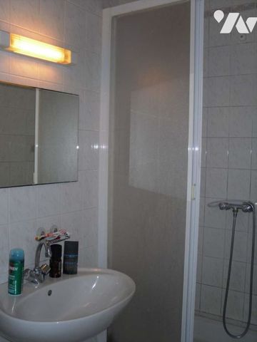 T2 - 2 Piece(s) - 38 M2 - Photo 5